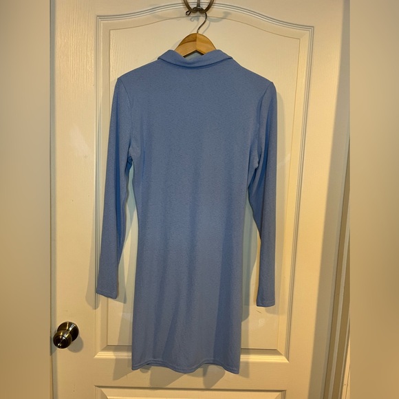 H&M Divided Light Blue Long Sleeve Gathered Button Down Dress - Picture 8 of 8